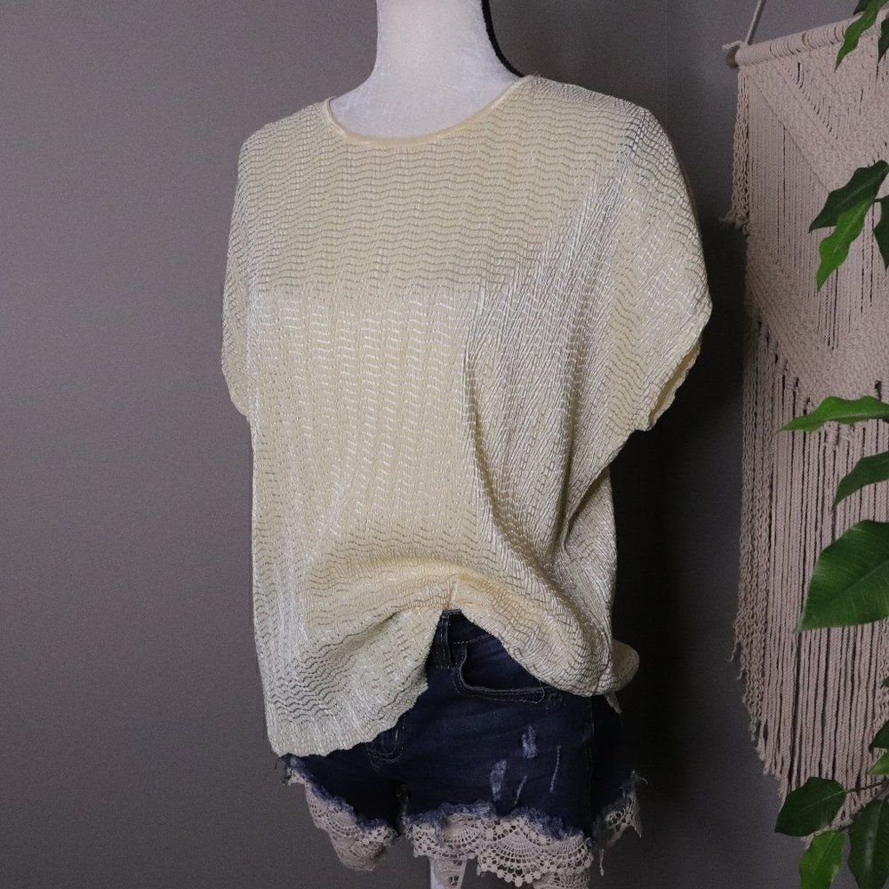 Vintage | Short Sleeve Textured Blouse‎